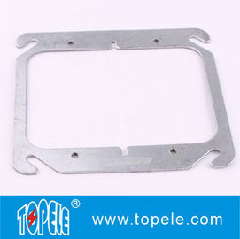 TOPELE 4 &quot; TAPPA BLANCA QUADRATA CAPPA PER DUE GANGE Scatole di uscita, acciaio galvanizzato