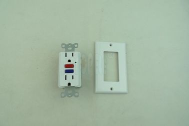 Ricettori GFCI commerciali duplex resistenti a manomissioni da 125 V con indicatore a LED