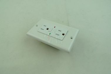 Ricettori GFCI commerciali duplex resistenti a manomissioni da 125 V con indicatore a LED