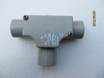 Fabbricazione di condotti elettrici in PVC