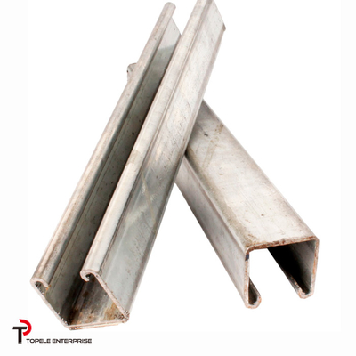 41x21mm 41x41mm / Strut a fessura in acciaio leggero canale C e canale U/