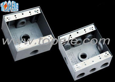 Caselle elettriche a prova di tempo quadrate 3 buchi 1 presa di corrente accessorio di montaggio