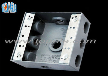 Caselle elettriche a prova di tempo quadrate 3 buchi 1 presa di corrente accessorio di montaggio